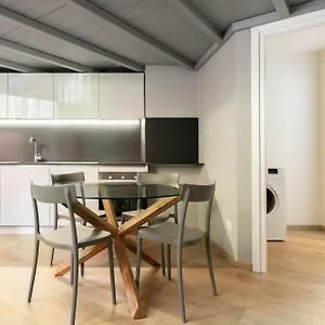 - Fiera Apartment Milan